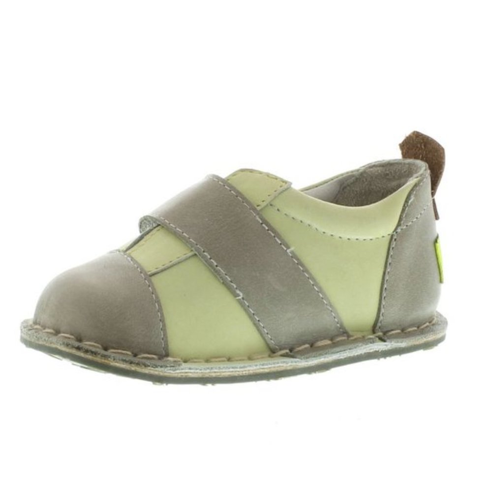 Pipit Jack European Style Shoes NEW - Picture 2 of 4
